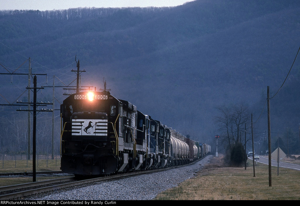 NS 8006 South on Tr 351
